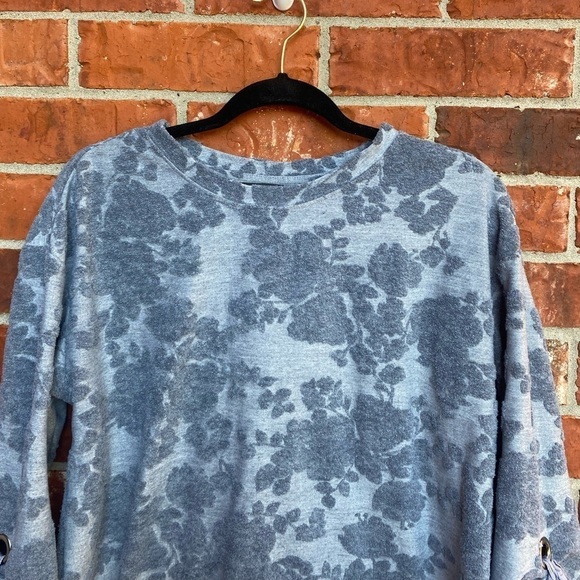 Simply Vera Wang Womens Large Gray Floral Terry Knit Sweater Tie Sleeves - Picture 2 of 10